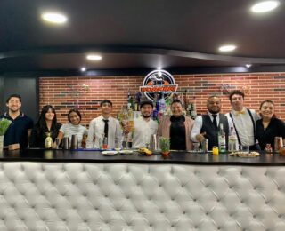 Prom 242 🍸 Curso Bartender Profesional 
¡Congrats!🎊🎉

.
.
.
.
.
.
.
.
.
.
.
.
#undiaenlaworking #cocteles #cocktails
#bartenderlife #bartenders #bartenderlifestyle #europeanbartenderschool #bartenderstyle #barlady #bartenderslife #trending #bartenderlove #flairbartender #bartenderskills #bartendermoments #vikingbartender #craftbartender #homebartender #flair_bw #bnwtones_flair #flairbartending #artistry_flair #bnw_tones_flair #bnwsplash_flair #flairbartender #flairschool #flaircrewbcn  #workingflair #flairlife